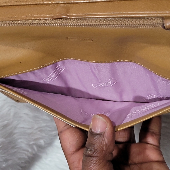 Coach Long bifold Wallet In Signature Canvas - Picture 10 of 16